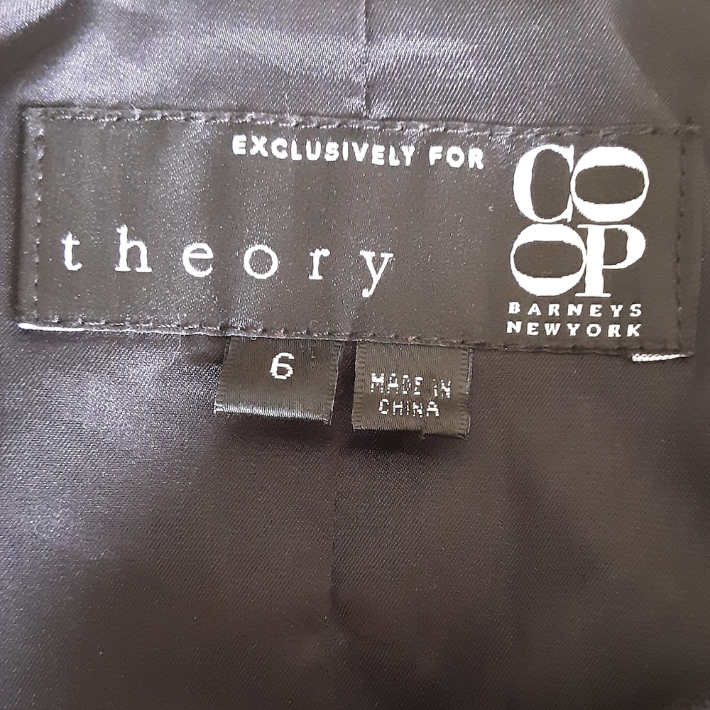 Black Theory Blazer size 6. Runs small. - Picture 2 of 4